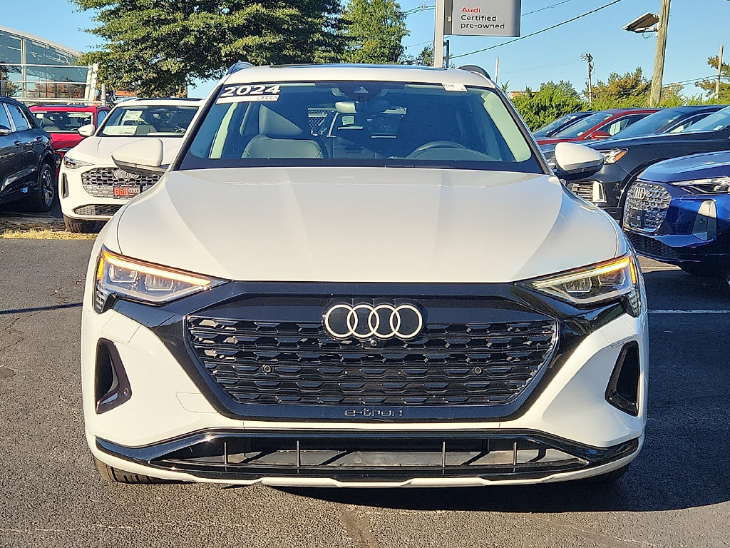 Certified 2024 Audi Q8 e-tron Premium AWD/4WD image 8