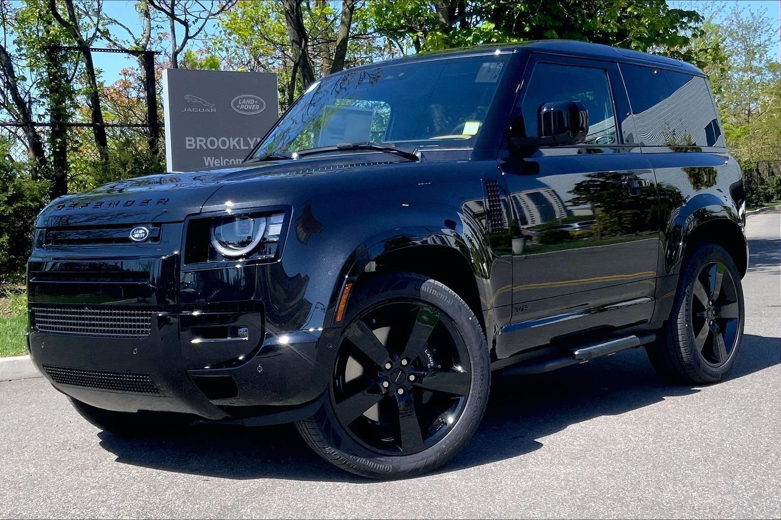 New 2026 Land Rover Defender 90 V8