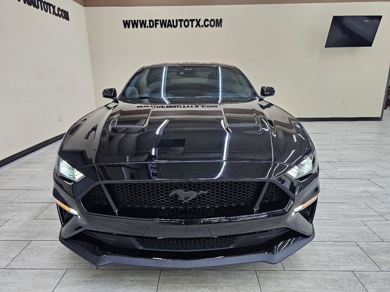 Used 2023 Ford Mustang GT Premium w/ Equipment Group 401A RWD image 3