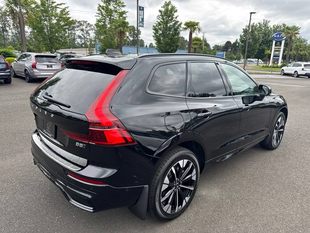 New 2026 Volvo XC60 B5 Plus w/ Protection Package Premier AWD/4WD image 7
