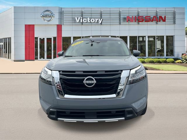 Certified 2024 Nissan Pathfinder Platinum w/ Cargo Package FWD image 8