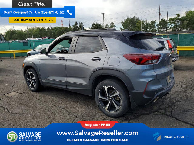 Used 2021 Chevrolet TrailBlazer RS w/ Technology Package FWD image 3