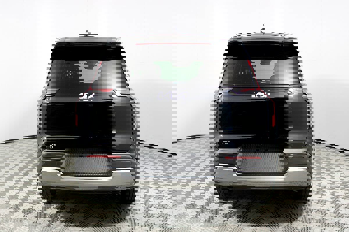 Used 2025 Kia EV9 Light Long Range image 51
