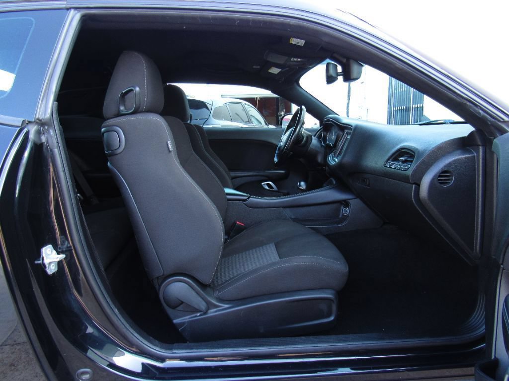 Used 2021 Dodge Challenger GT RWD image 13
