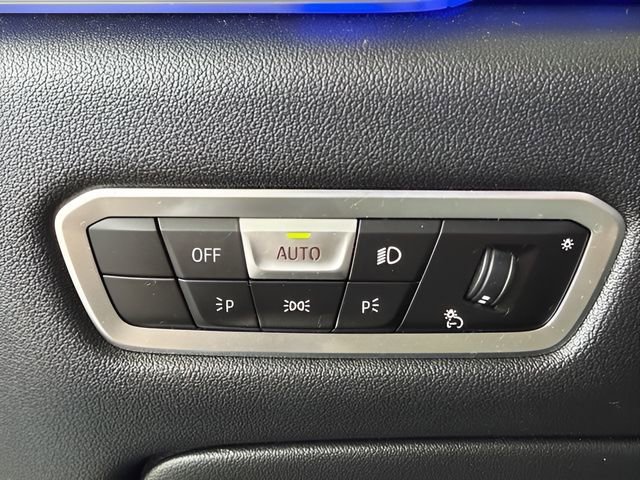 Used 2023 BMW X6 xDrive40i w/ Luxury Seating Package AWD/4WD image 19