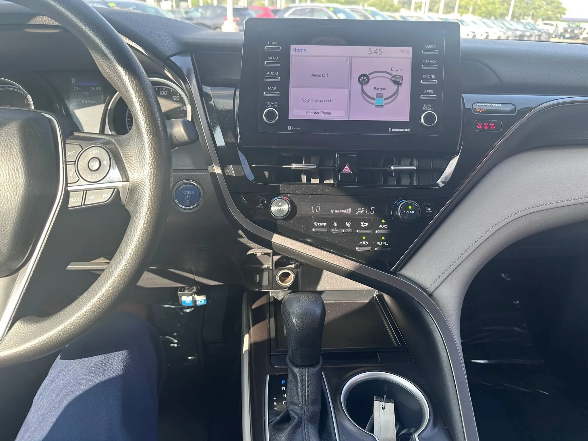 Used 2022 Toyota Camry LE FWD image 16