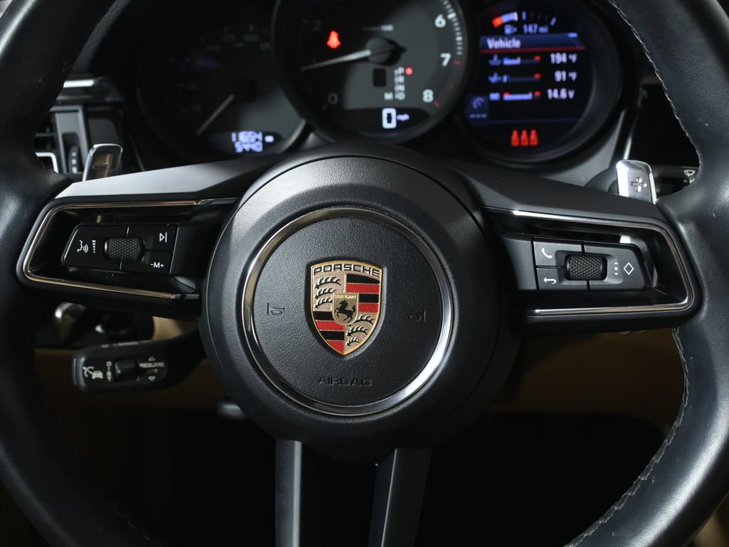 Used 2024 Porsche Macan AWD/4WD image 19