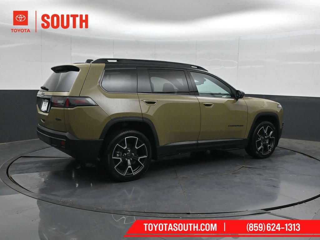 Used 2026 Jeep Cherokee Overland AWD/4WD image 2