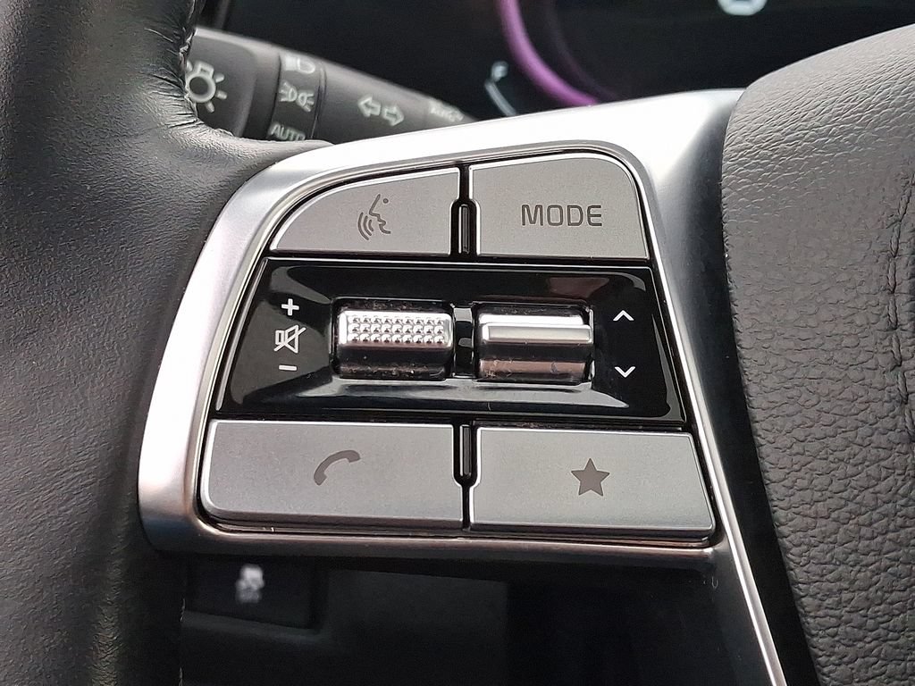 Certified 2024 Kia Telluride EX w/ EX Captain's Chair Package AWD/4WD image 9