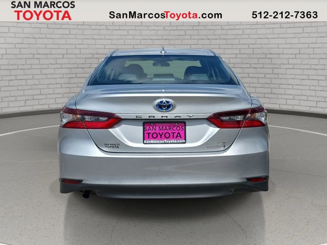 Used 2021 Toyota Camry LE image 6