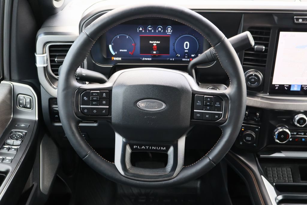 Used 2024 Ford F250 Platinum image 14