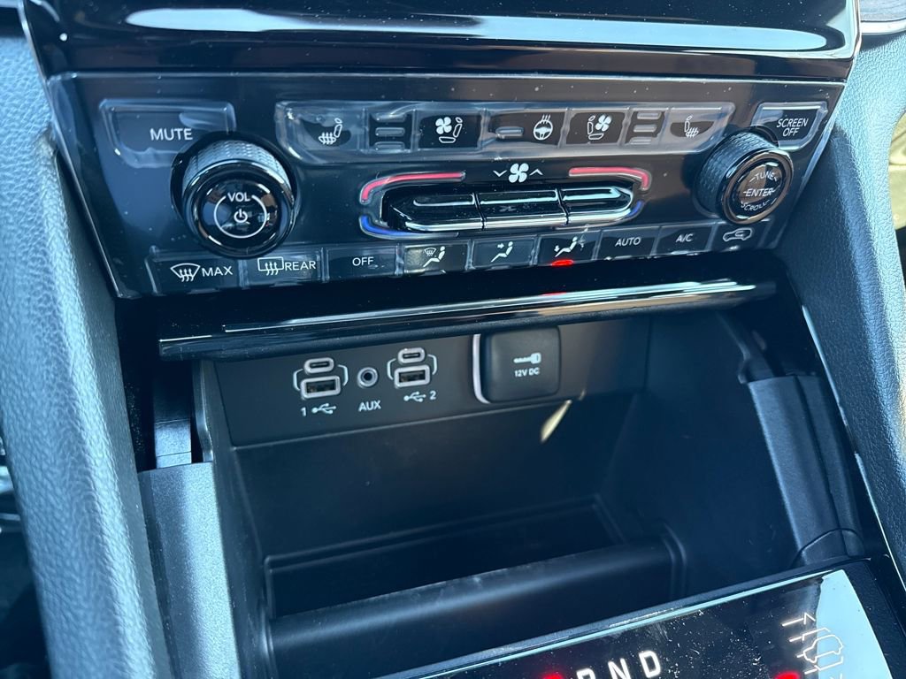 New 2025 Jeep Grand Cherokee L Summit w/ Obsidian Package image 39