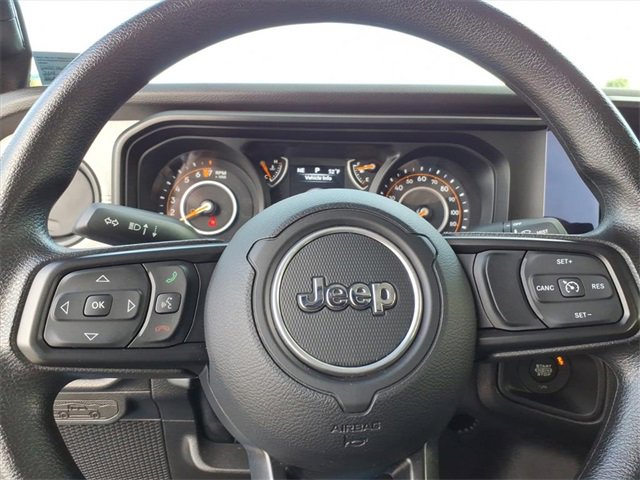 Used 2024 Jeep Gladiator Sport image 17