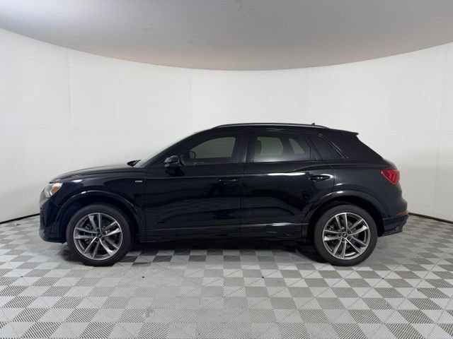 Certified 2023 Audi Q3 2.0T Premium Plus w/ Premium Plus Package AWD/4WD image 4
