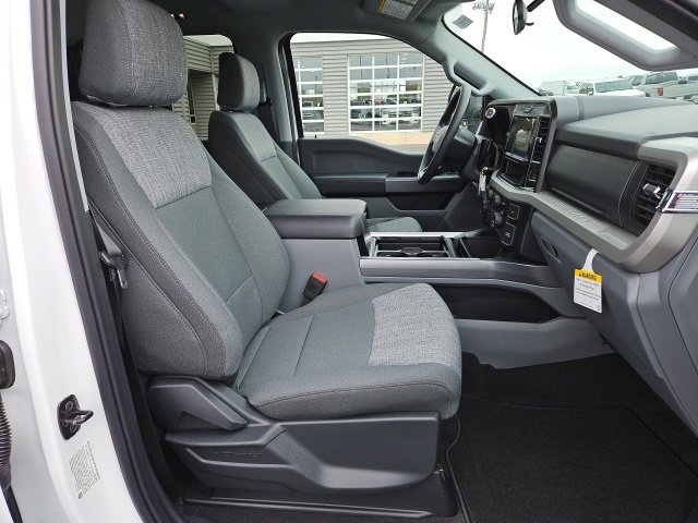 New 2025 Ford F350 XLT image 13