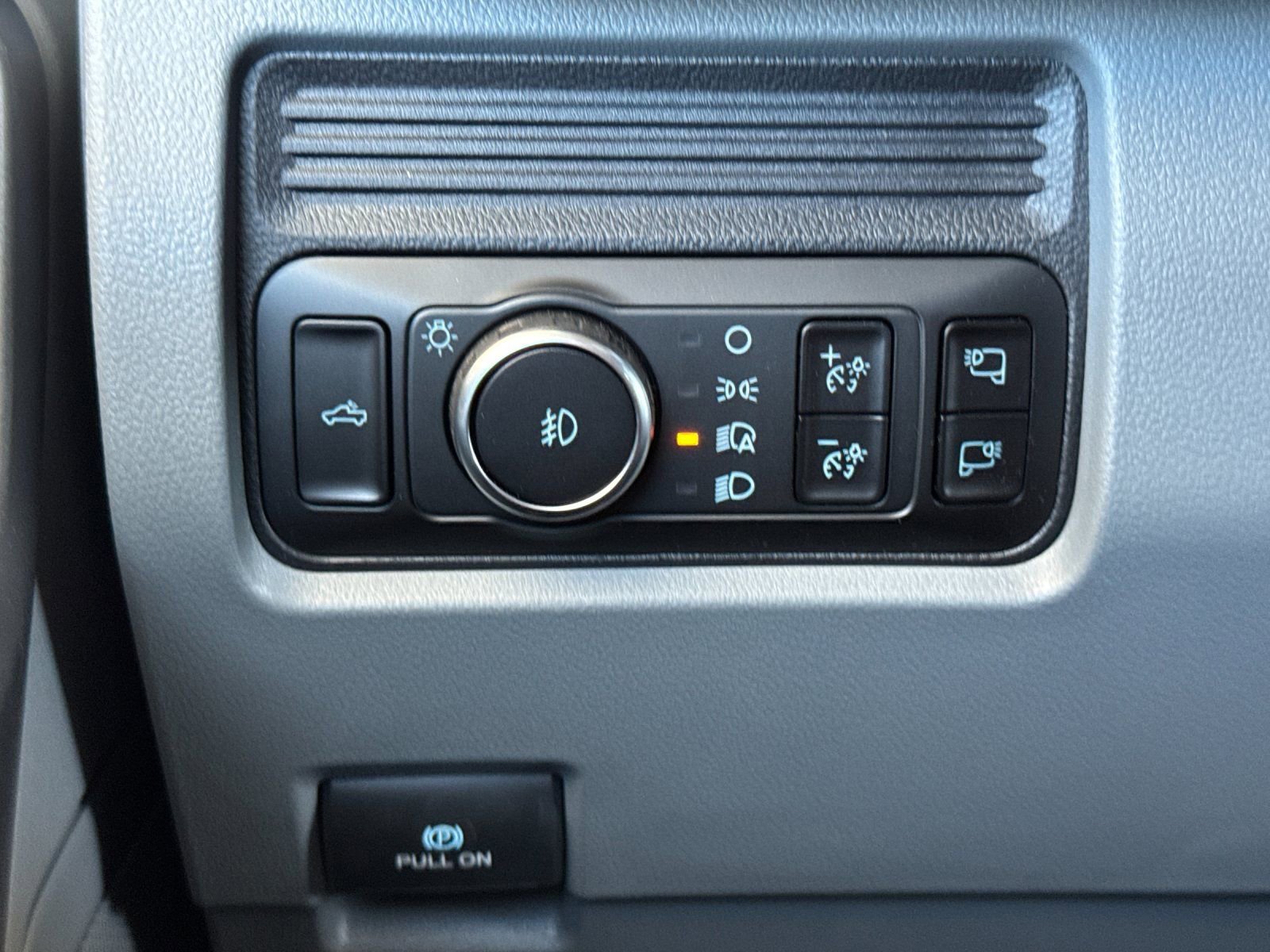 New 2026 Ford F250 XLT w/ 360-Degree Camera Package image 26