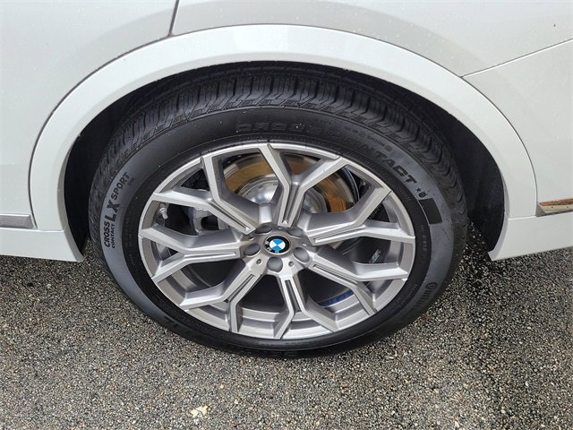 Used 2023 BMW X7 xDrive40i w/ Premium Package image 9