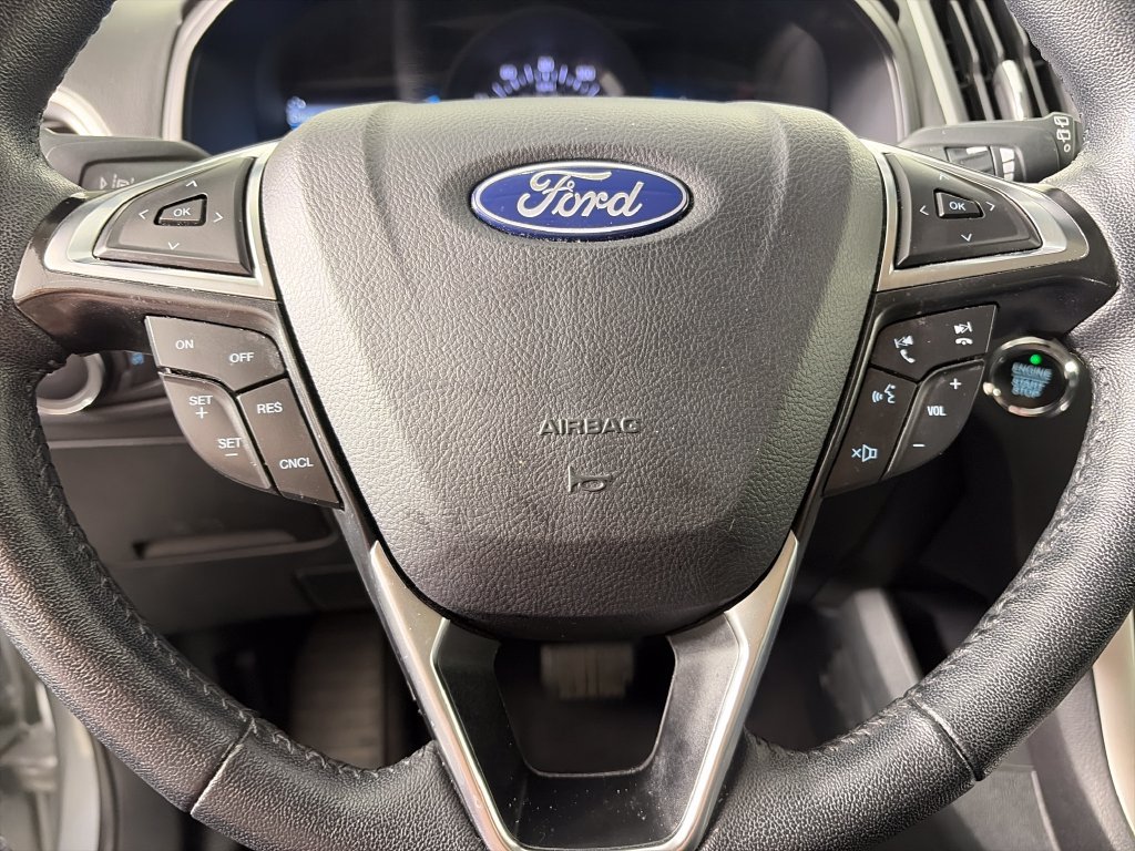 Used 2024 Ford Edge SEL AWD/4WD image 16