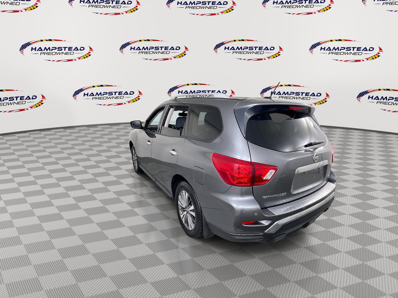Used 2018 Nissan Pathfinder SV image 6