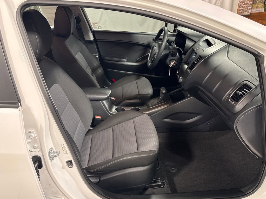 Used 2016 Kia Forte LX w/ LX Popular Plus Package FWD image 31