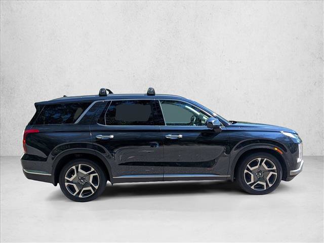 Used 2024 Hyundai Palisade Limited AWD/4WD image 4