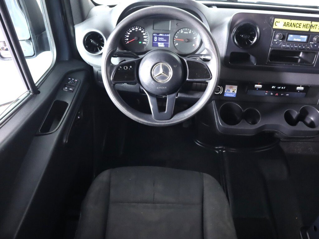 Used 2019 Mercedes-Benz Sprinter 170 image 23