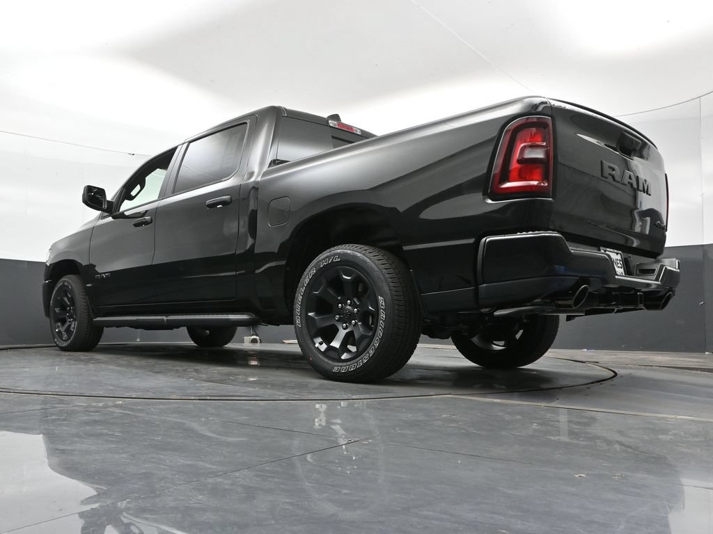 New 2026 RAM 1500 Express AWD/4WD image 39