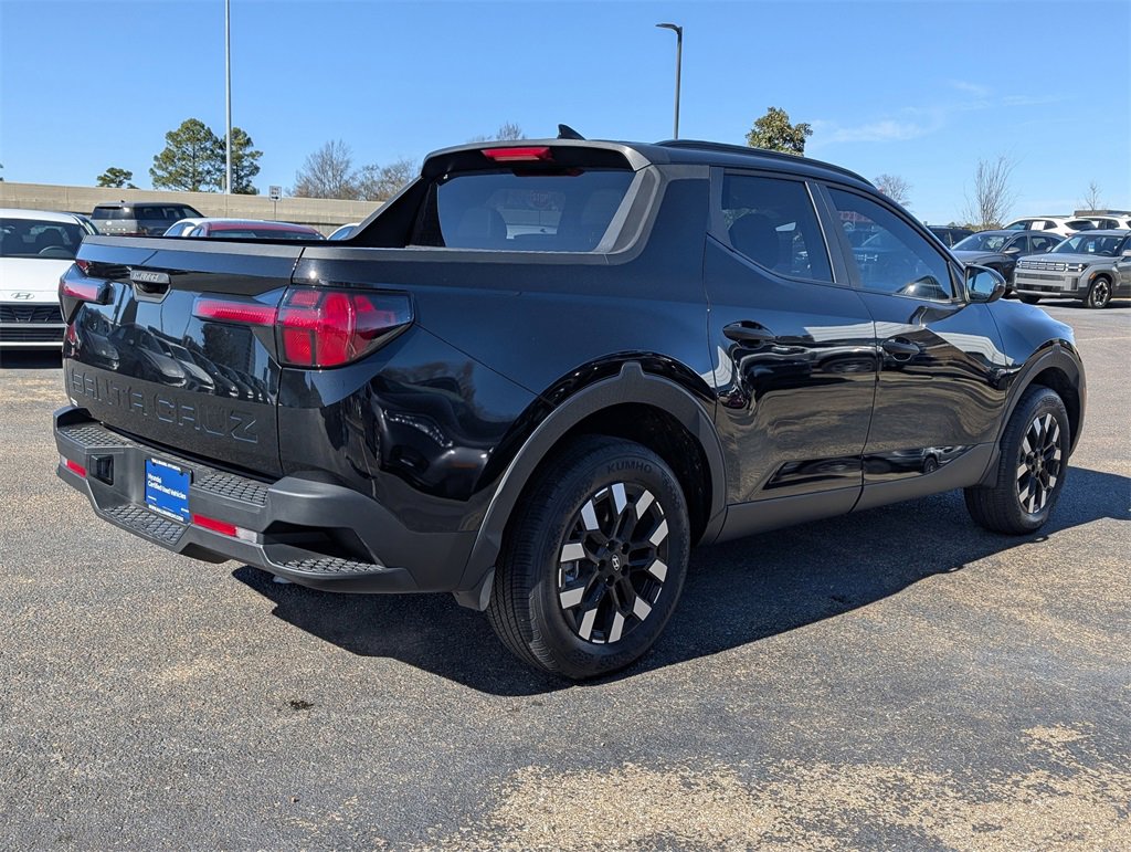 Certified 2025 Hyundai Santa Cruz SEL image 4