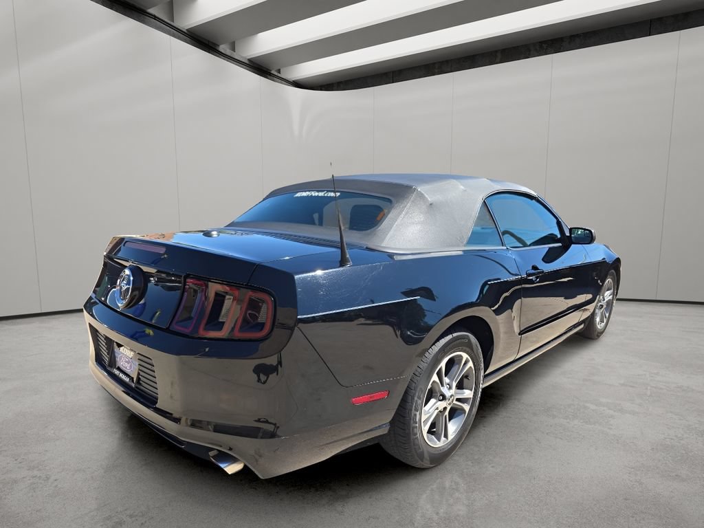 Used 2014 Ford Mustang Premium RWD image 6