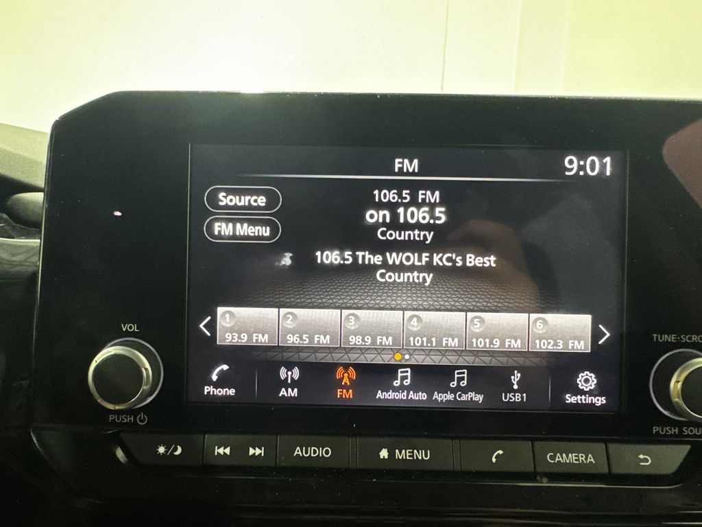 Used 2025 Nissan Pathfinder SV AWD/4WD image 4