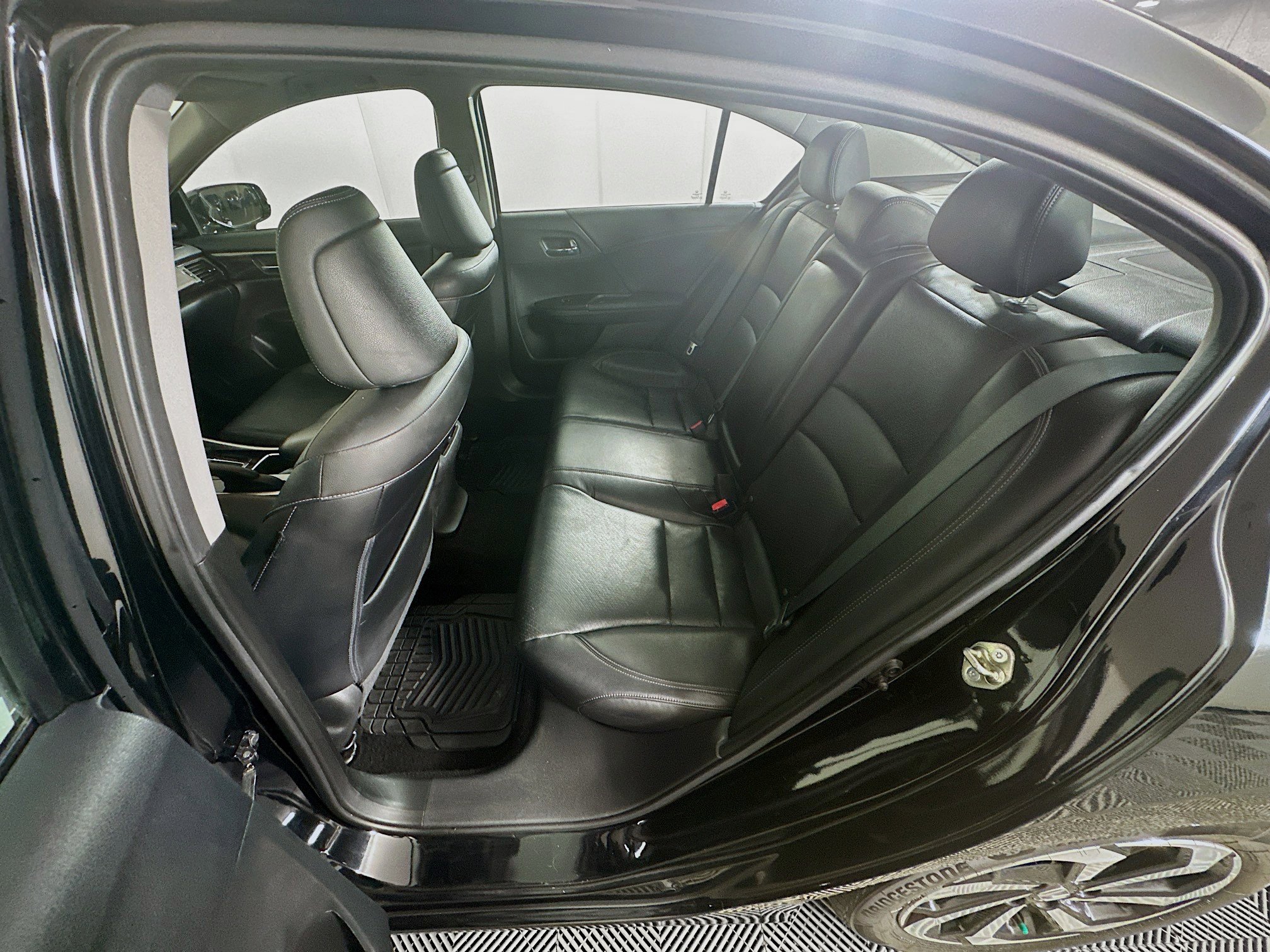 Used 2016 Honda Accord EX-L image 27