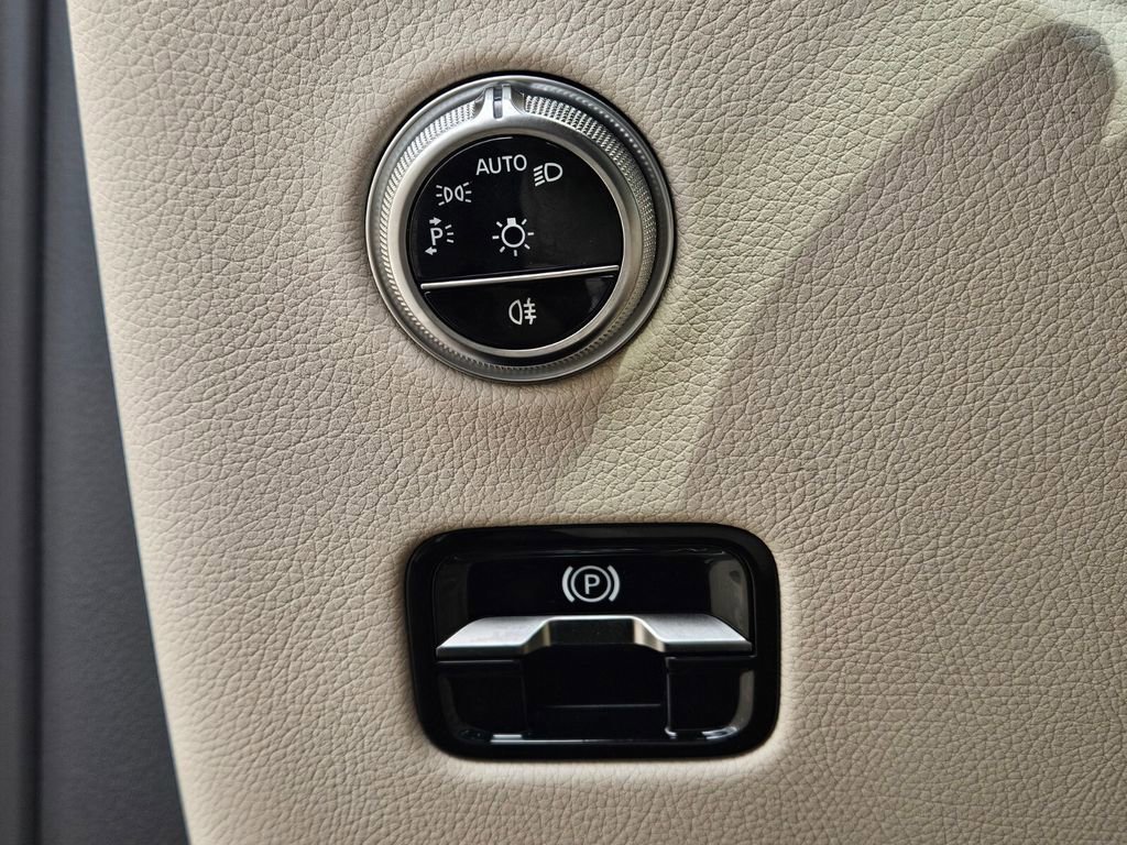 New 2026 Mercedes-Benz GLC 300 4MATIC image 21