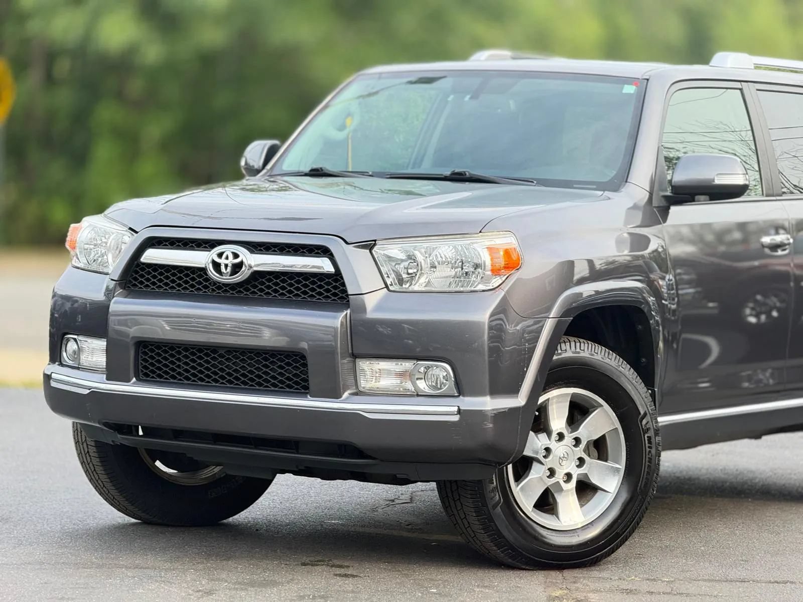 Used 2013 Toyota 4Runner SR5 w/ Convenience Pkg AWD/4WD image 5