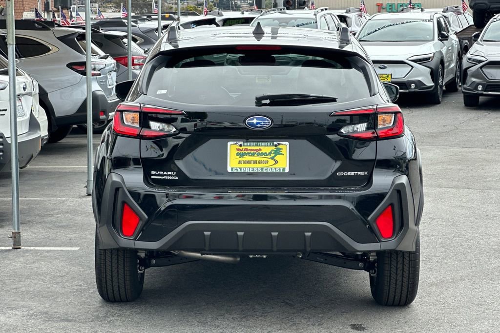 Certified 2025 Subaru Crosstrek 2.0i Premium image 5