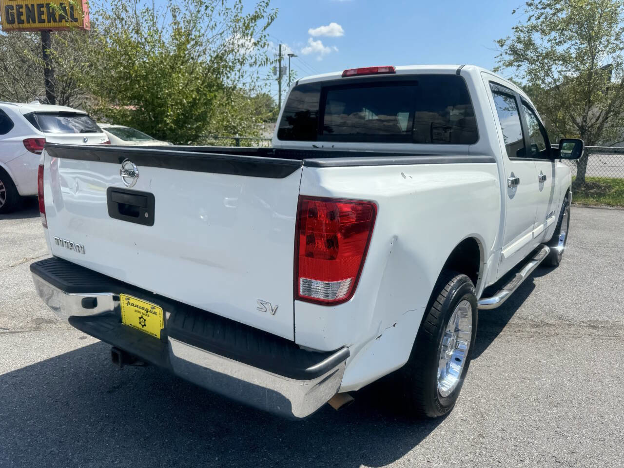 Used 2013 Nissan Titan SV image 15