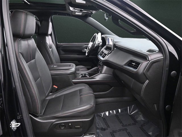 Used 2022 Chevrolet Suburban RST w/ Luxury Package image 26