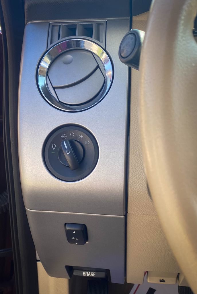 Used 2012 Ford Expedition XLT AWD/4WD image 8