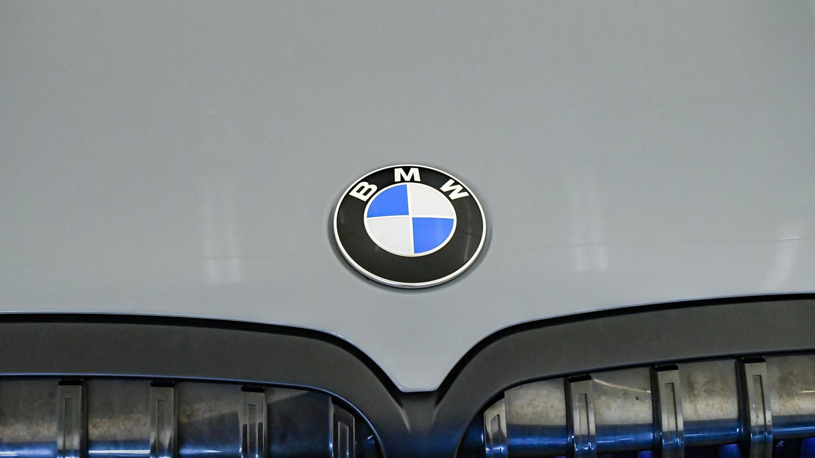 Certified 2024 BMW X7 xDrive40i w/ M Sport Package AWD/4WD image 8