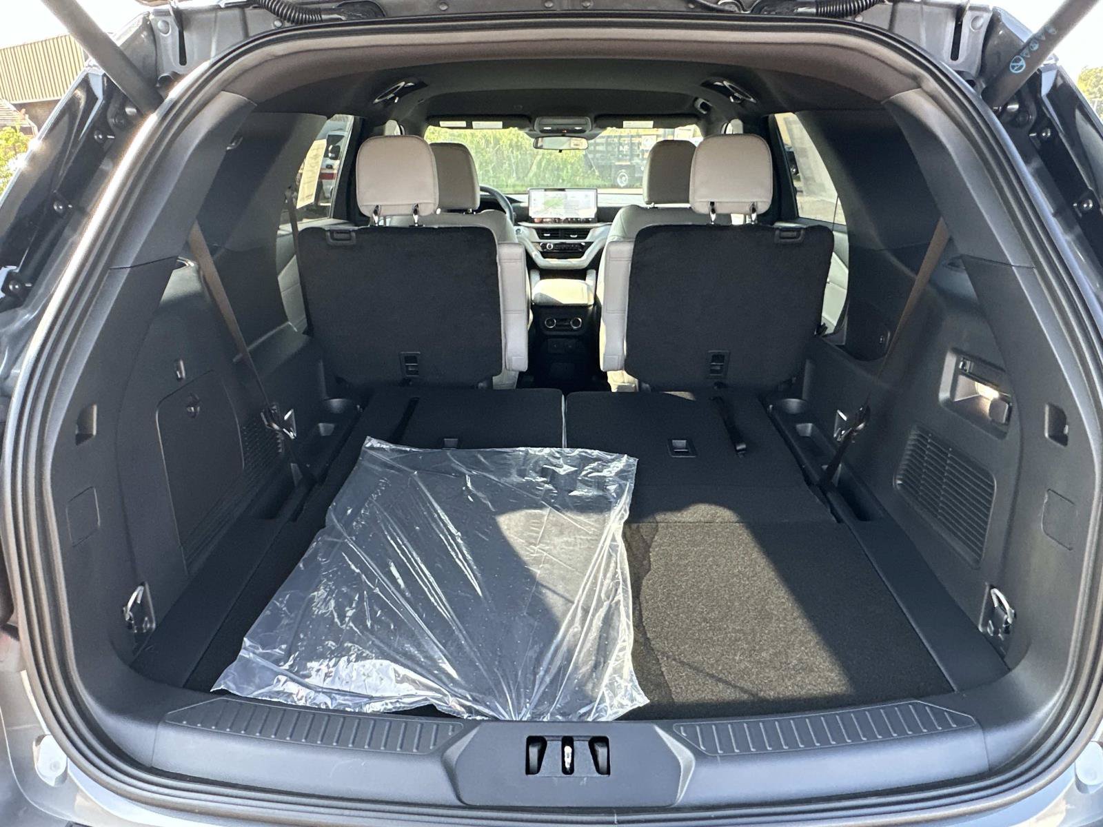 New 2027 Ford Explorer Active w/ Active Comfort Package AWD/4WD image 27