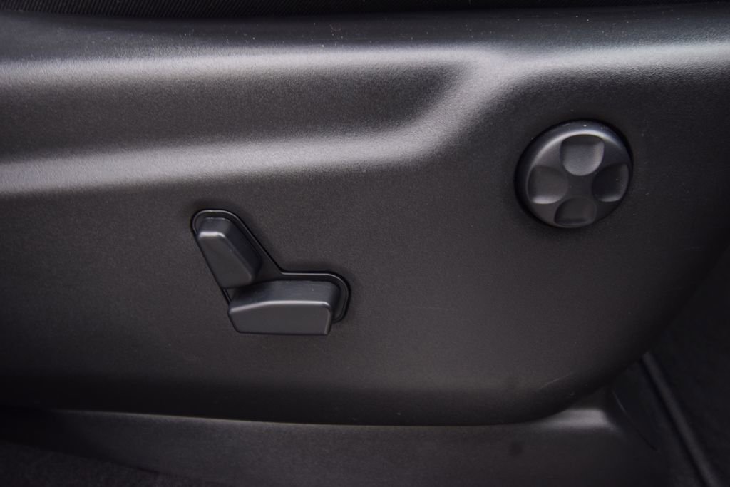 Used 2020 Jeep Grand Cherokee Limited X image 29