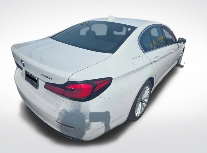 Used 2022 BMW 530i xDrive w/ Convenience Package image 3