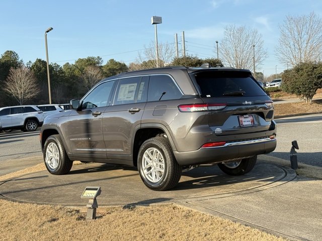 New 2025 Jeep Grand Cherokee Laredo X image 5