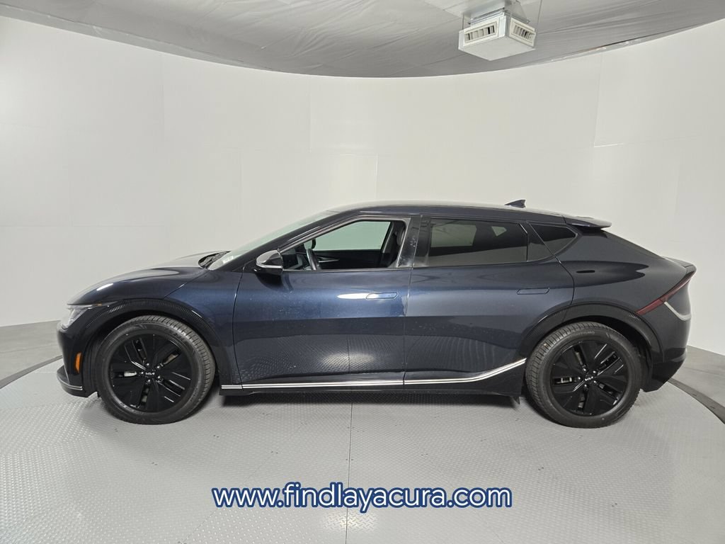 Used 2022 Kia EV6 Wind RWD image 3