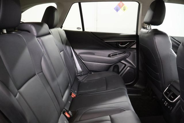 Certified 2025 Subaru Outback Touring XT AWD/4WD image 33