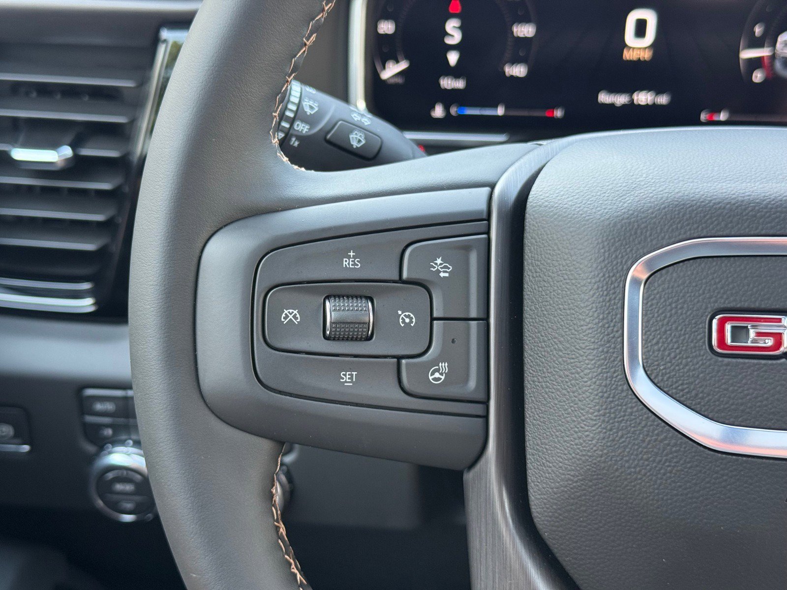 New 2026 GMC Sierra 2500 AT4 w/ AT4 Premium Plus Package image 23