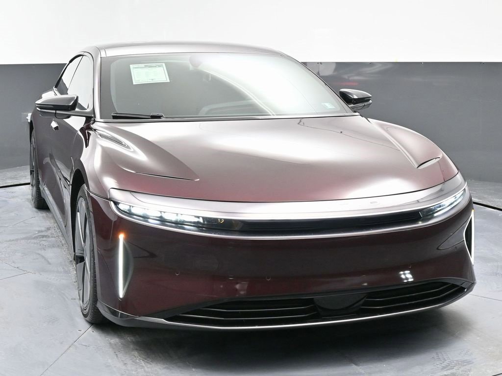 Used 2024 Lucid Air Touring image 3