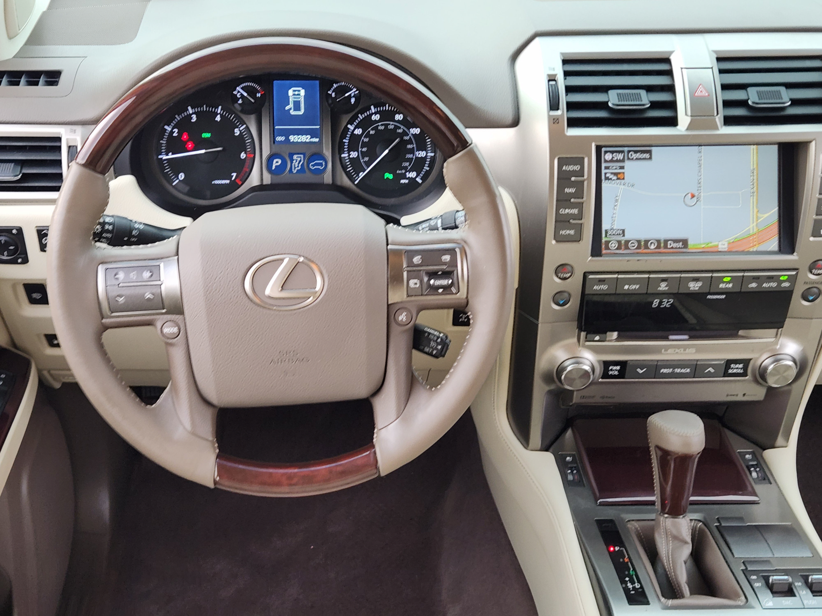 Used 2019 Lexus GX 460 Premium w/ Premium Package AWD/4WD image 24