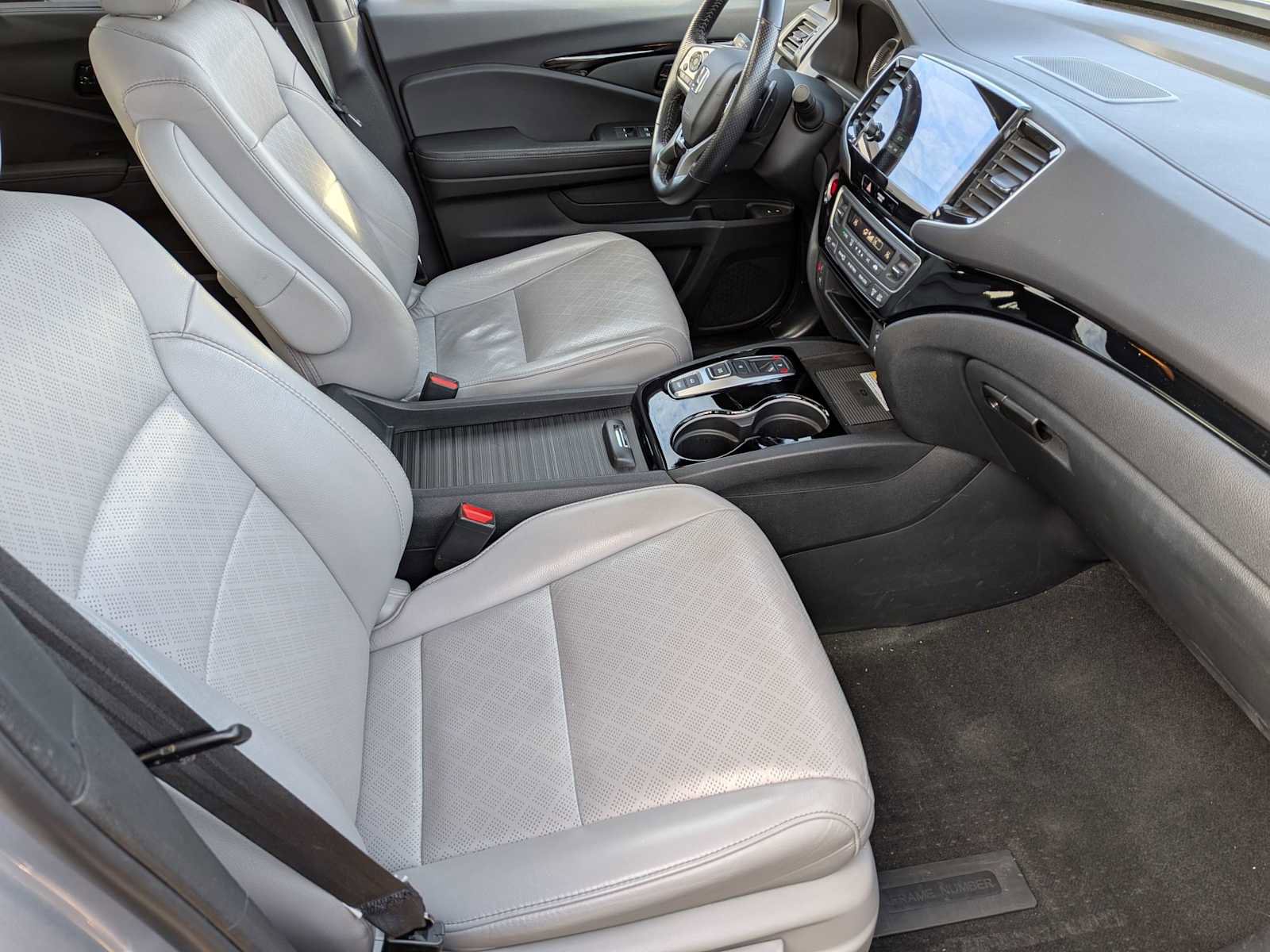 Certified 2022 Honda Passport Elite image 22