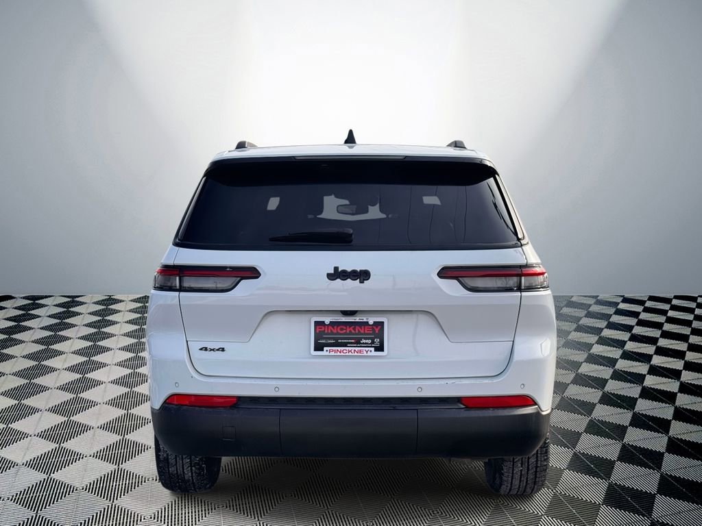 Used 2024 Jeep Grand Cherokee L Laredo image 5