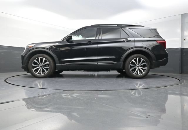 Used 2022 Ford Explorer ST-Line AWD/4WD image 34